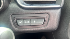 Renault Clio 1.0 TCe 100 Iconic 5dr Petrol Hatchback